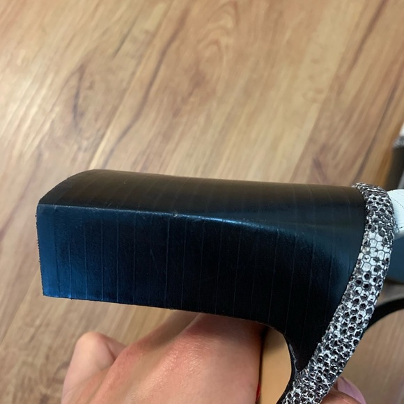 Vince Camuto Balindah Leather Dress Sandal Heels - Picture 12 of 14